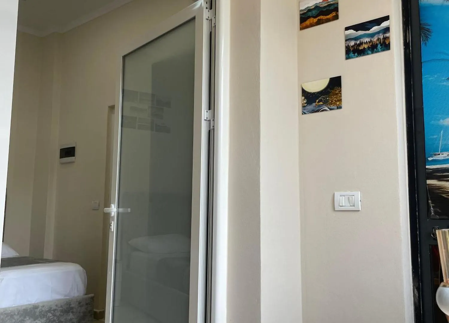 Apartment Triple Room With Sofabed Durres
